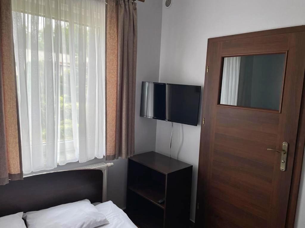 Irys 1 Tychy Exterior foto